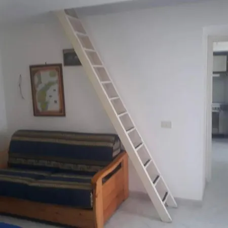 Lägenhet Casa Il Timone Indipendente *
